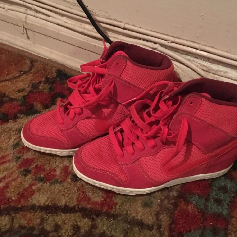 Nike sky hi wedge sneakers